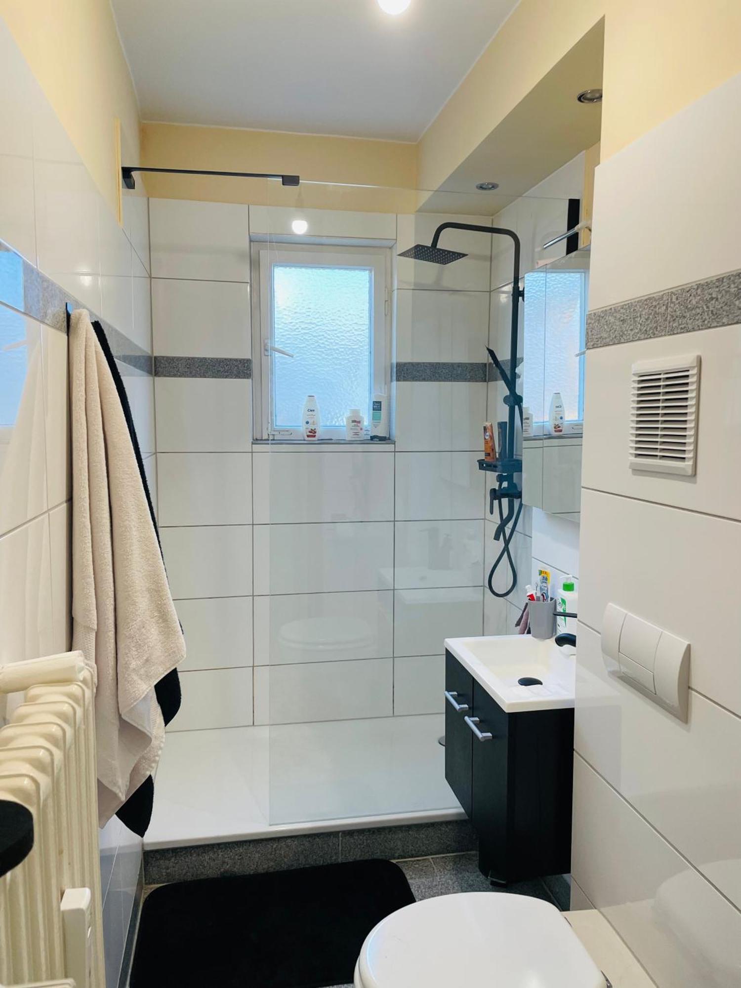 Appartement 2-rooms Flat In Berlin-wedding *